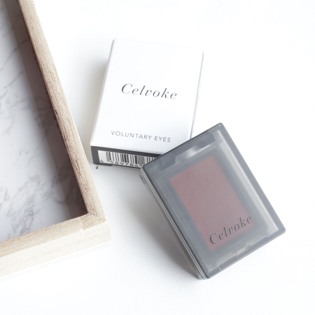 セルヴォーク ヴォランタリー アイズ 26 カッパーレッド/Celvoke/単色アイシャドウを使ったクチコミ（2枚目）