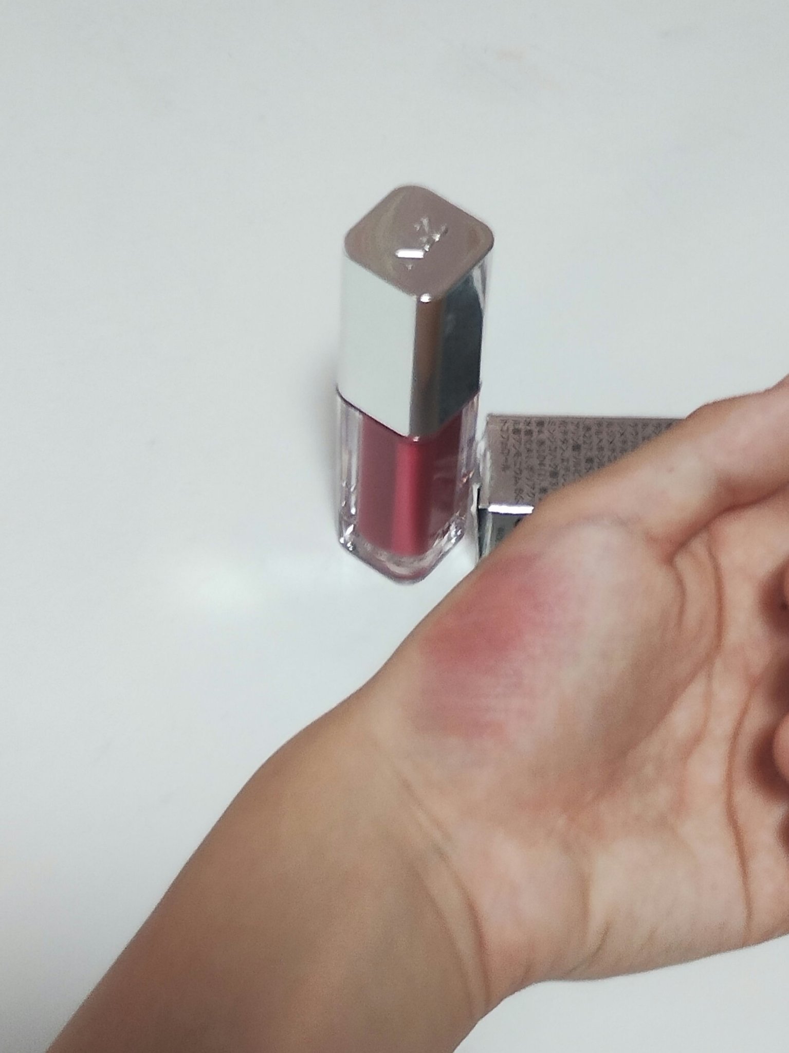 デューグローイーティント #09 メルローズ/2aN/リップティントを使ったクチコミ（3枚目）