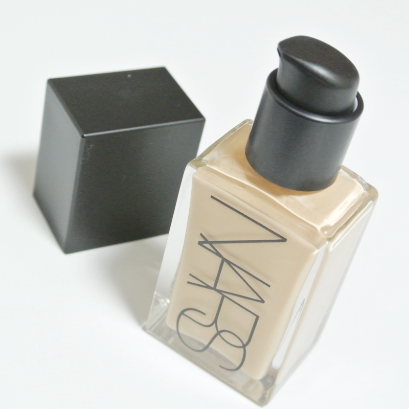 ライトリフレクティング ファンデーション/NARS/リキッドファンデーションを使ったクチコミ（2枚目）