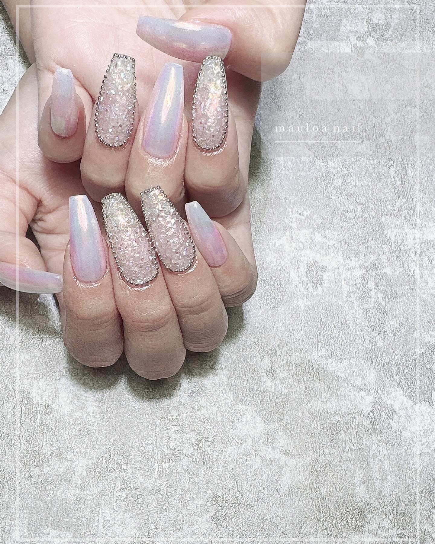 #フレンチネイル,#ネイル,#アートネイル,#春ネイル,#ミラーアートネイル,#フレンチネイル,#ピクシーネイル,#手書きアートネイル,#ミラーアートネイル,#パーツネイル,#ミラーネイル,#埋め尽くしネイル,#天王寺ネイル,#オーロラネイルのネイルデザイン