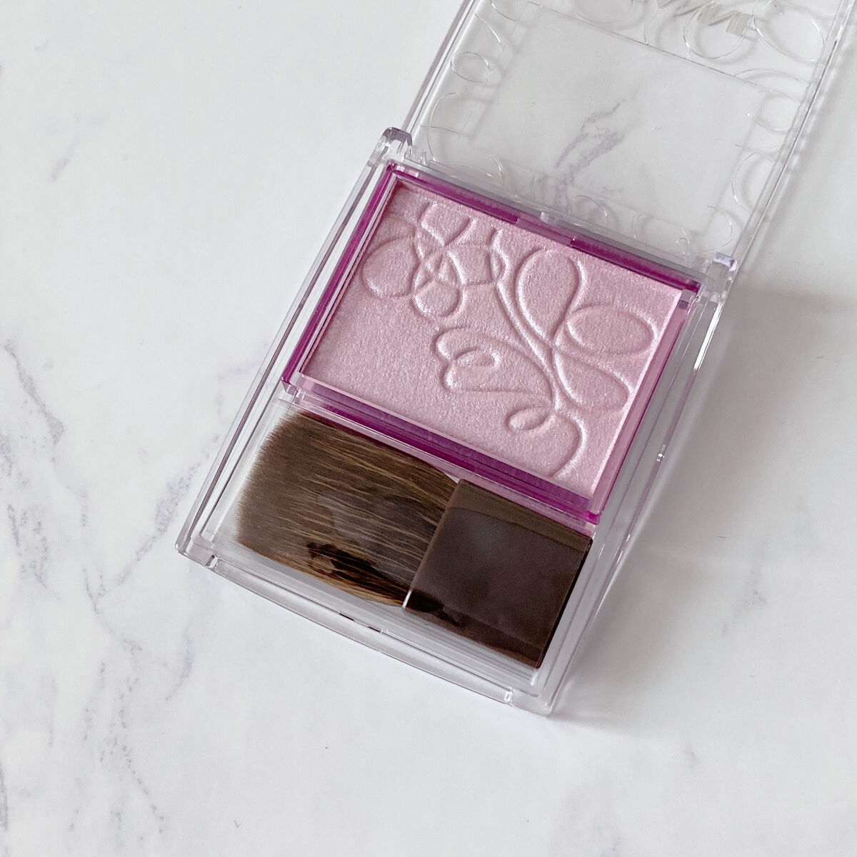 パールグロウニュアンサー/CEZANNE/パウダーハイライトを使ったクチコミ（3枚目）