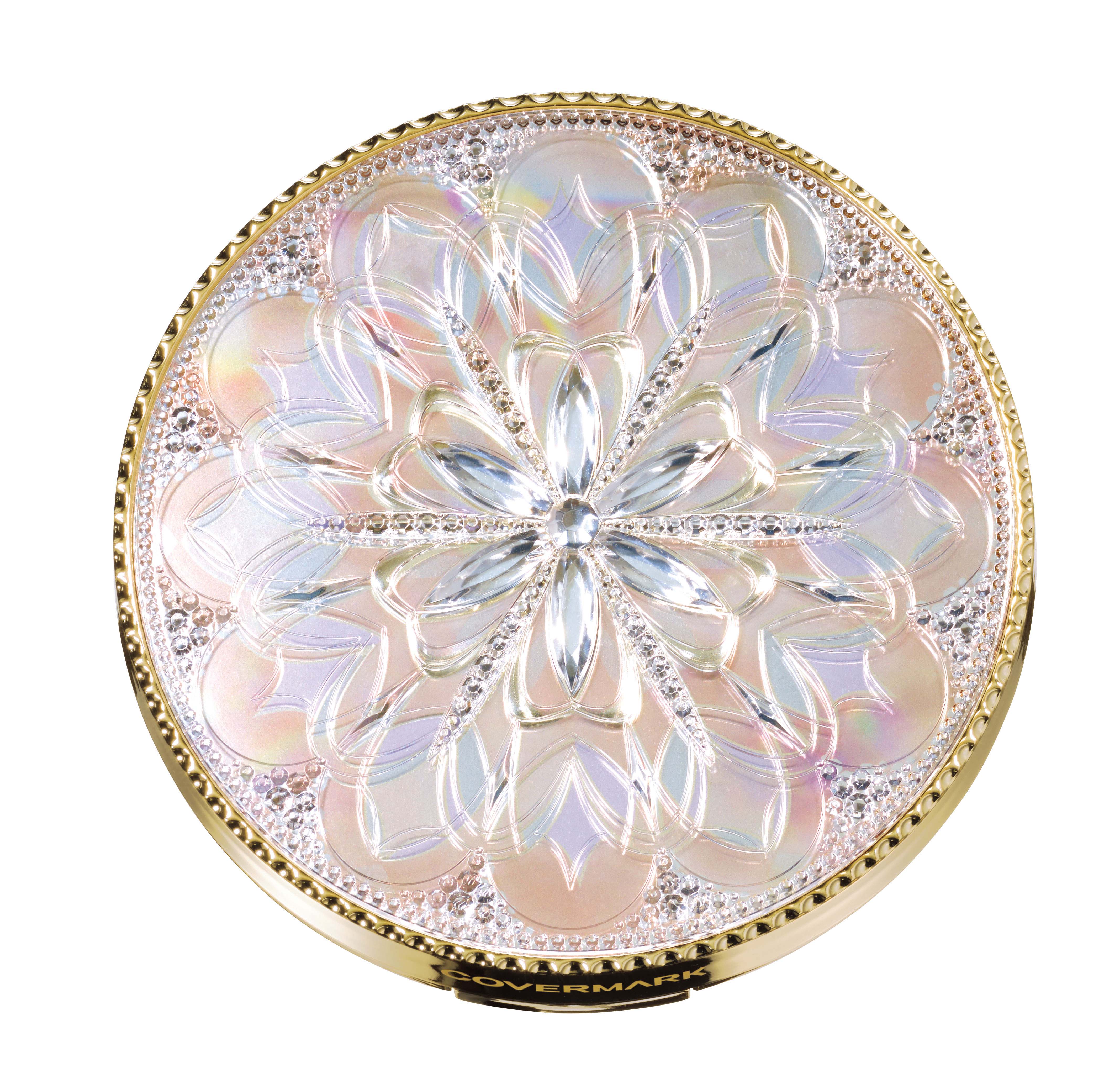 フェイスアップ プレストパウダー SPF23 / PA++ 01（クリスマス限定