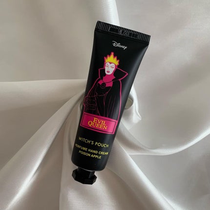 Witch's Pouch ✕ Disney villains ヴィランズ パフューム & モイスチャライザーハンドクリーム/アスリーエイチ/ハンドクリームを使ったクチコミ(1枚目)