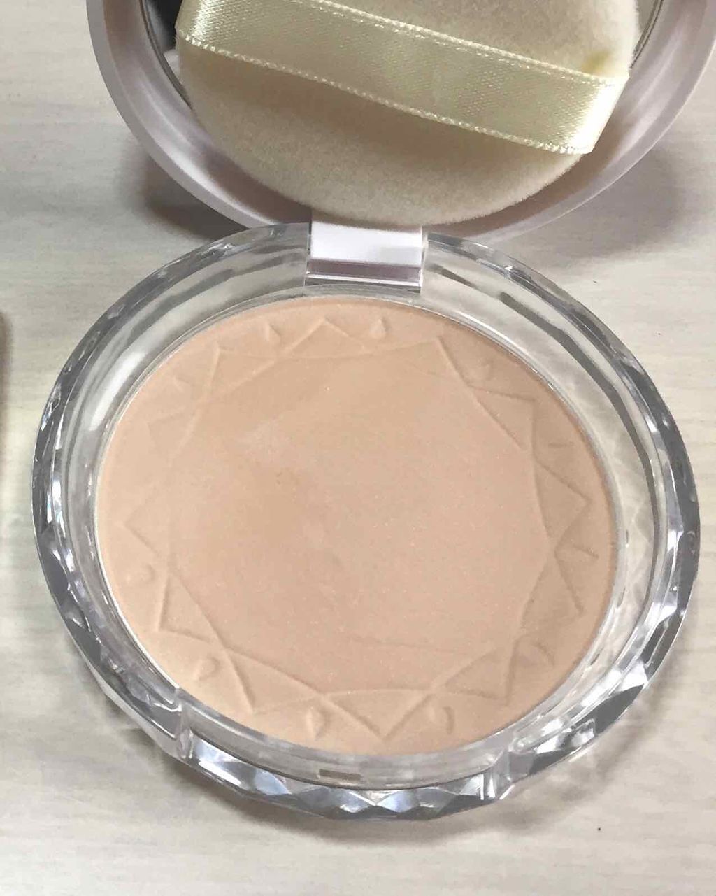 UVクリアフェイスパウダー/CEZANNE/プレストパウダーを使ったクチコミ(1枚目)