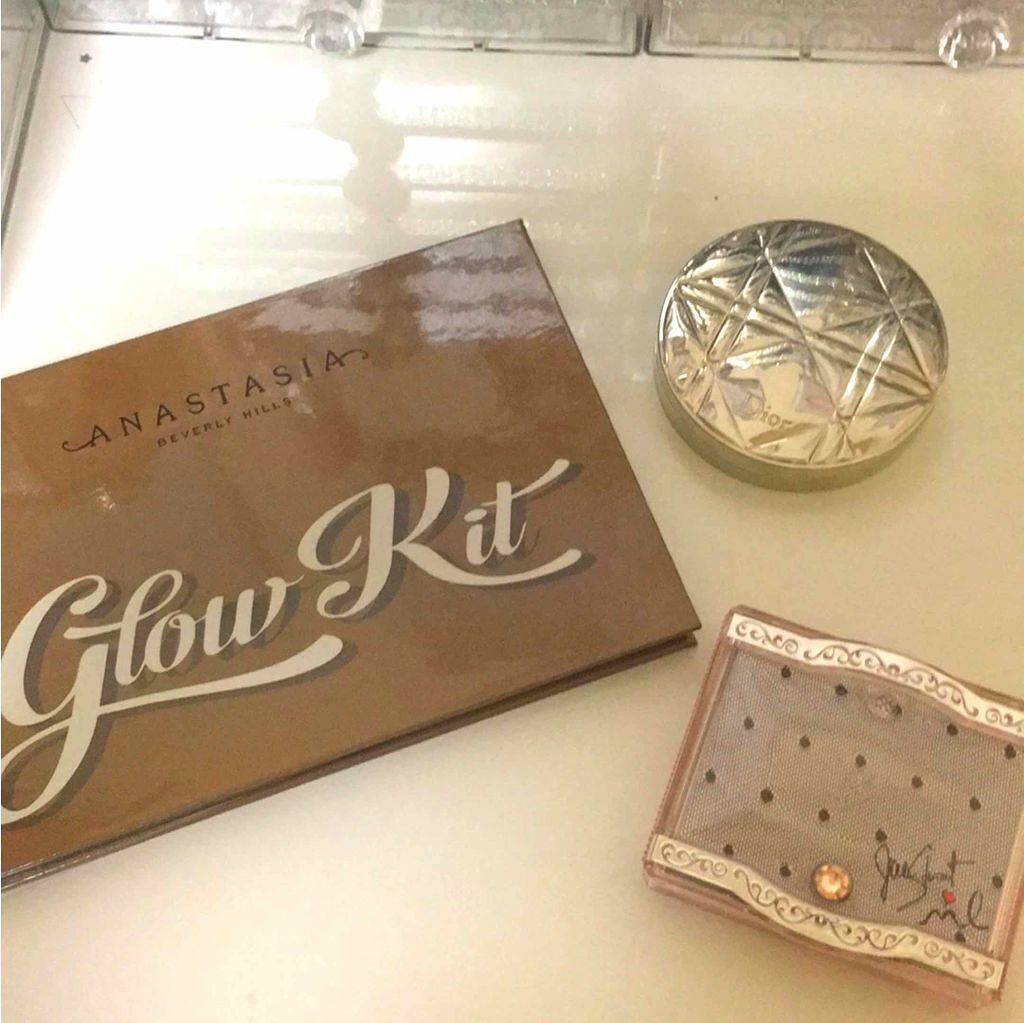 THREE シマリング グロー デュオ/THREE/クリームハイライトを使ったクチコミ(2枚目)