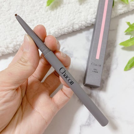 チャコット・コスメティクス ジェルライナーのクチコミ「舞台メイクと言えばのチャコットが、パッケージを一掃してリニューアルしたよ。
これまでの黒のパ.....」(2枚目)