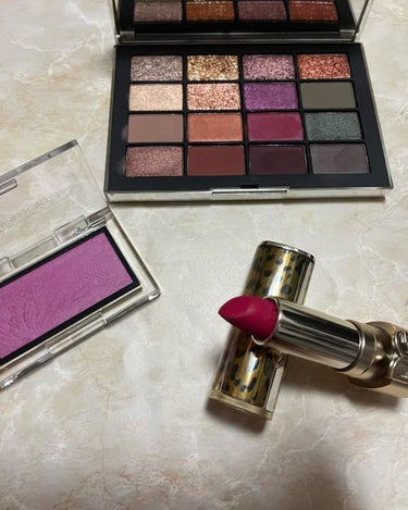 ザ・オンリーワン ラスティングマットカラー リップスティック 295 Vivid Fuchsia/DOLCE&GABBANA BEAUTY/口紅を使ったクチコミ（1枚目）