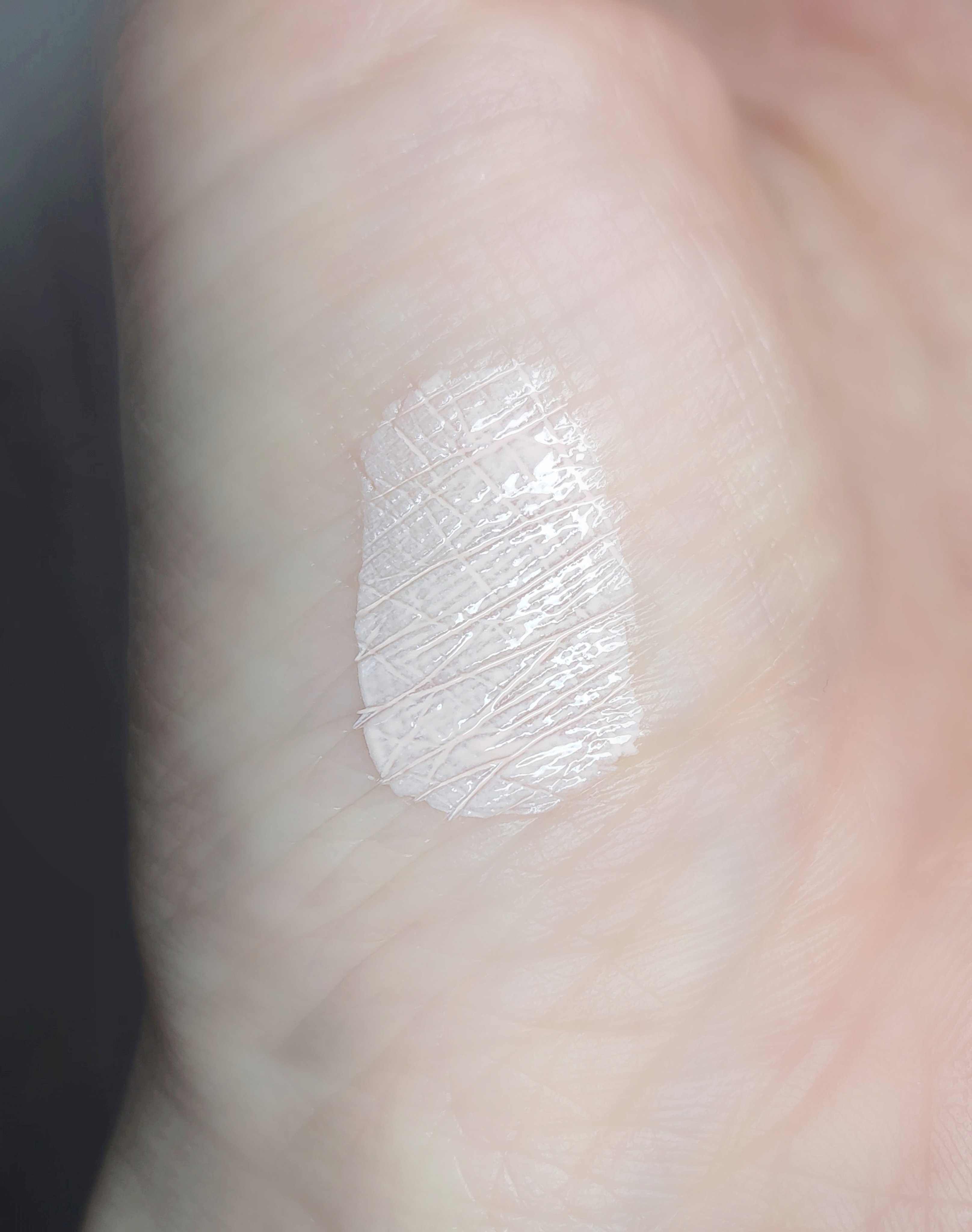 プリズム・リーブル・スキンケアリング・コレクター/GIVENCHY/化粧下地を使ったクチコミ（2枚目）