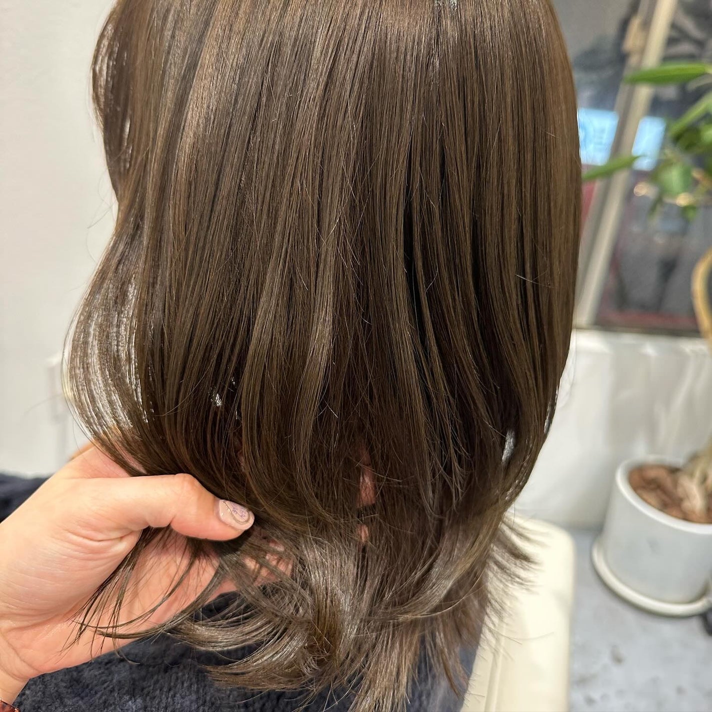 ♡a y a n e♡ 美容師✂️ 【フォロバ100】 on LIPS 「..透明感グレージュ♡.こちらブリーチなしです💁♀️..⋱⋰..」(1枚目)