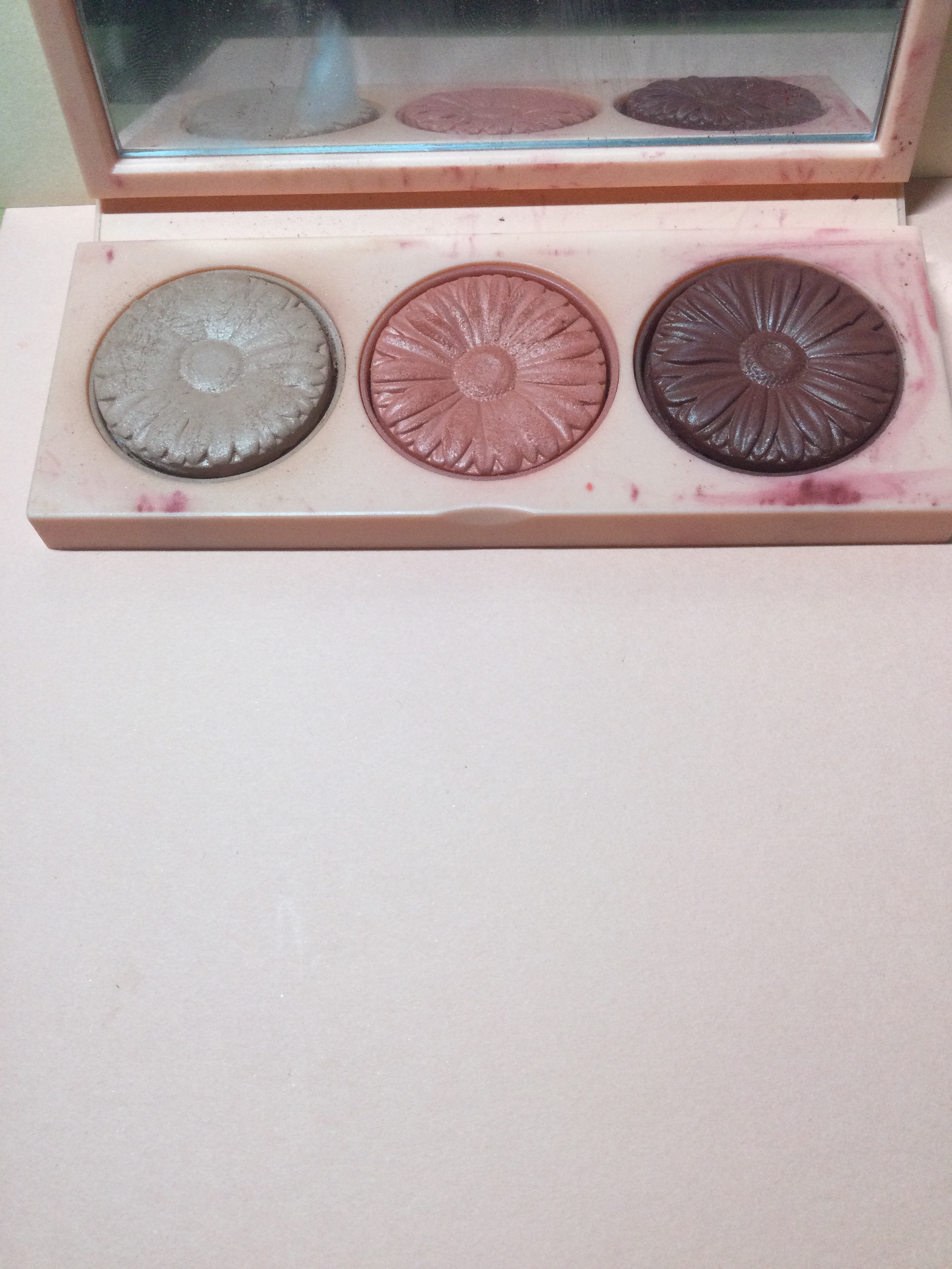 マルチプルーフラスティングマスカラ/DAZZSHOP/マスカラを使ったクチコミ（3枚目）