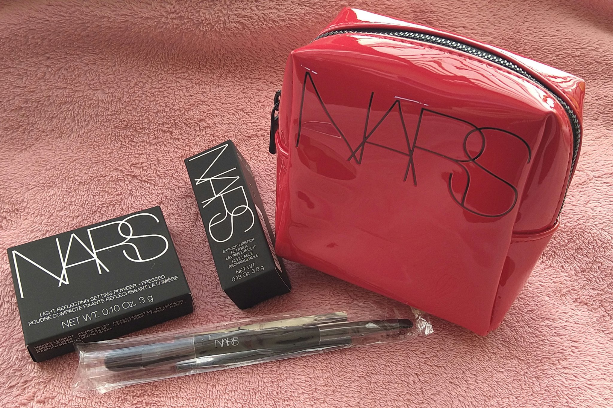 ライトリフレクティングセッティングパウダー　プレスト　N/NARS/プレストパウダーを使ったクチコミ（1枚目）