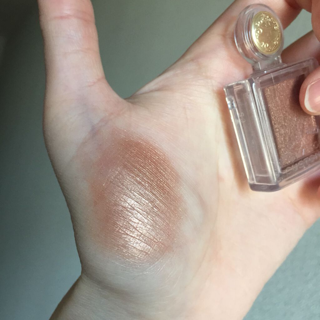 シャドーカスタマイズ BR332 胡桃/MAJOLICA MAJORCA/単色アイシャドウを使ったクチコミ（2枚目）