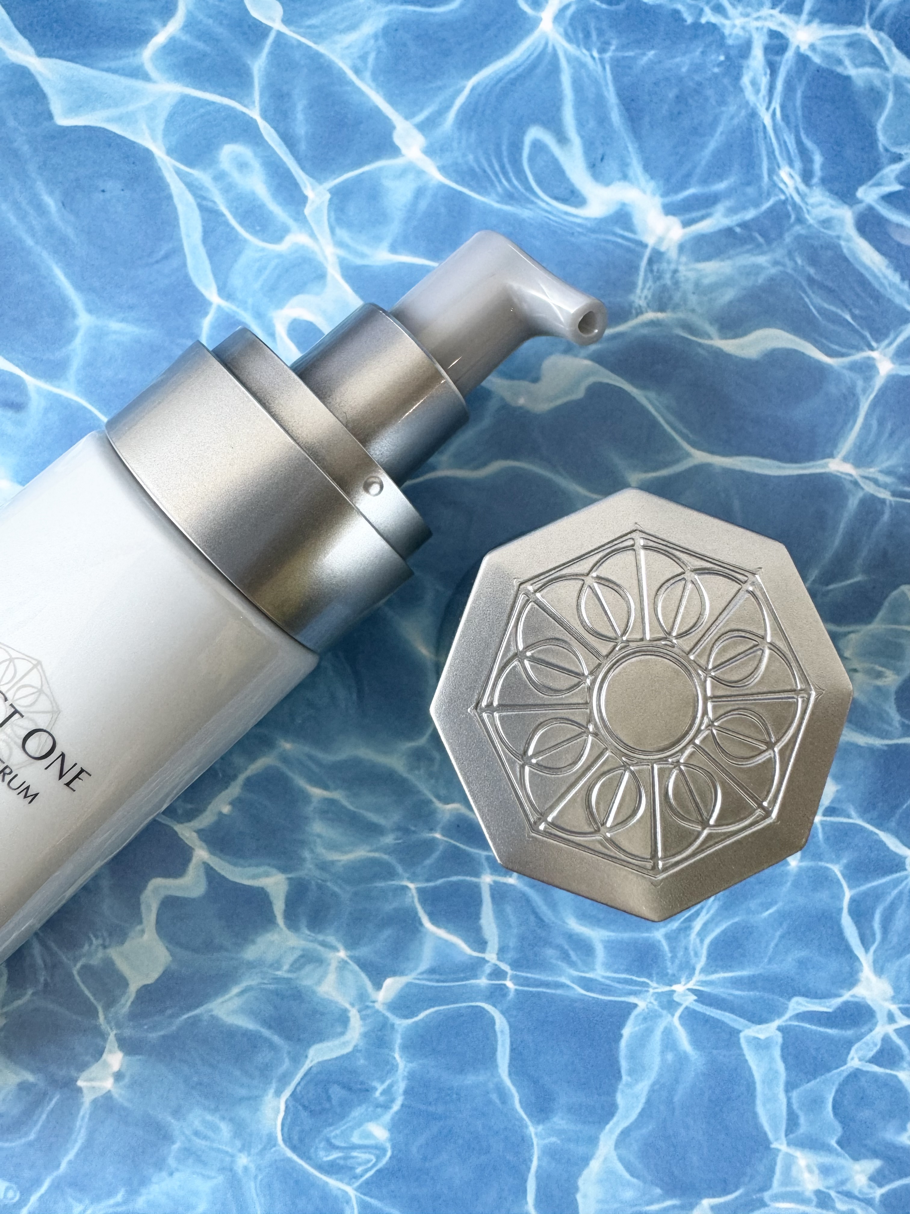 はっぱ*フォロバ100のクチコミ「​とろける、するんっ！
忙しい人におすすめ！時短も美白※2
も１つ６役「化粧水・美容液・乳液・.....」（2枚目）