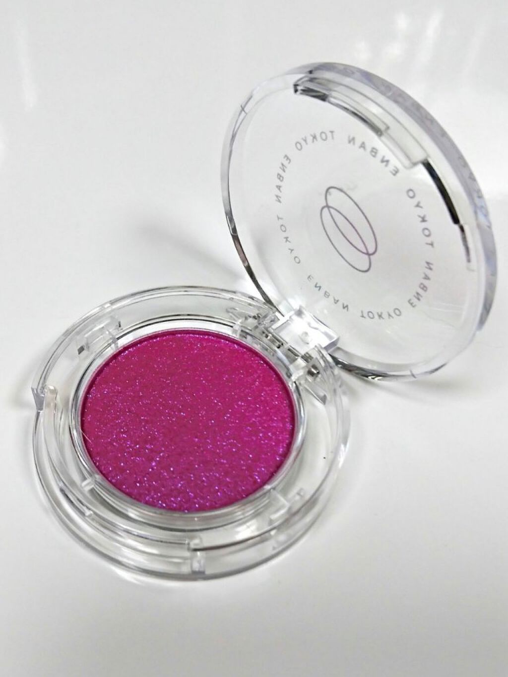 マルチグリッターカラー/ENBAN TOKYO/単色アイシャドウを使ったクチコミ（1枚目）