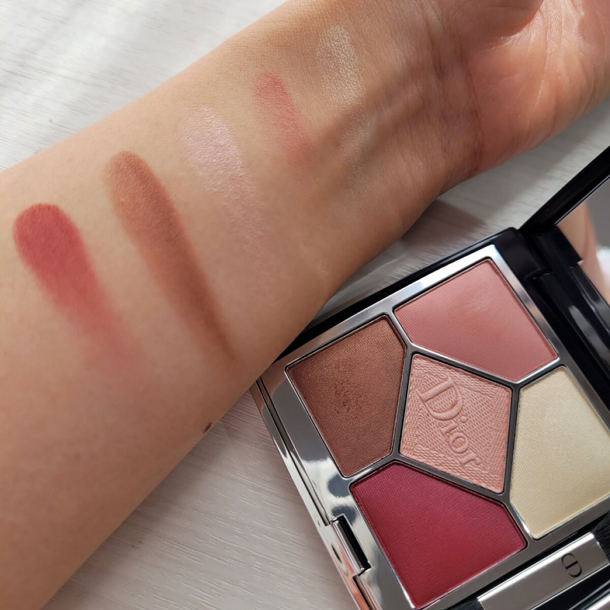 【旧】サンク クルール クチュール/Dior/アイシャドウパレットを使ったクチコミ（3枚目）