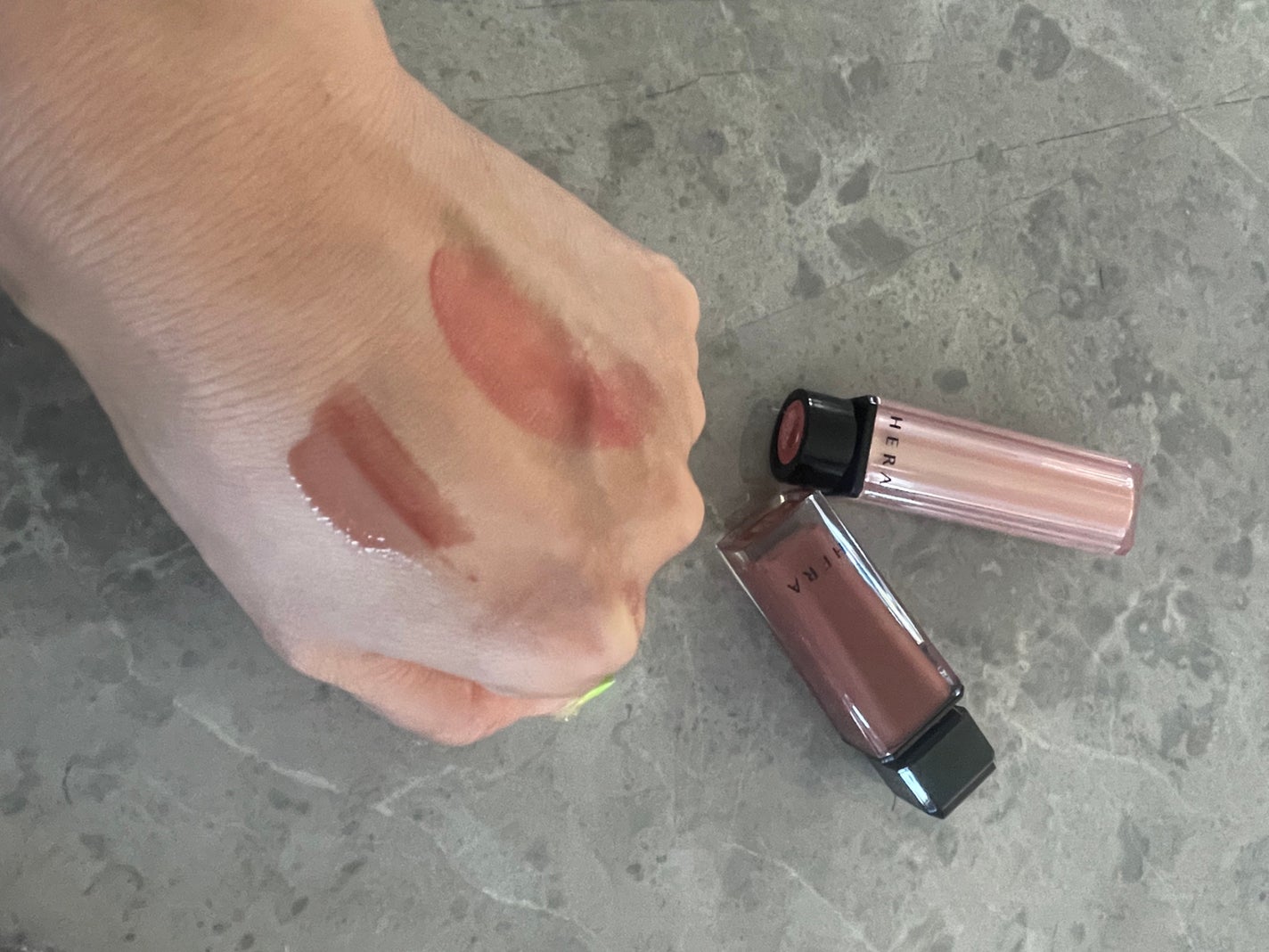 センシュアル ヌードバーム/HERA/リップバームを使ったクチコミ(3枚目)