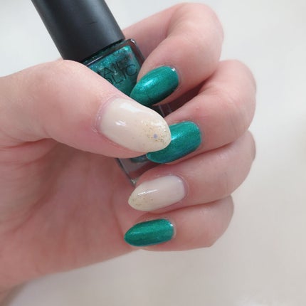 ネイルホリック Luxury color GR705/ネイルホリック/マニキュアを使ったクチコミ(1枚目)