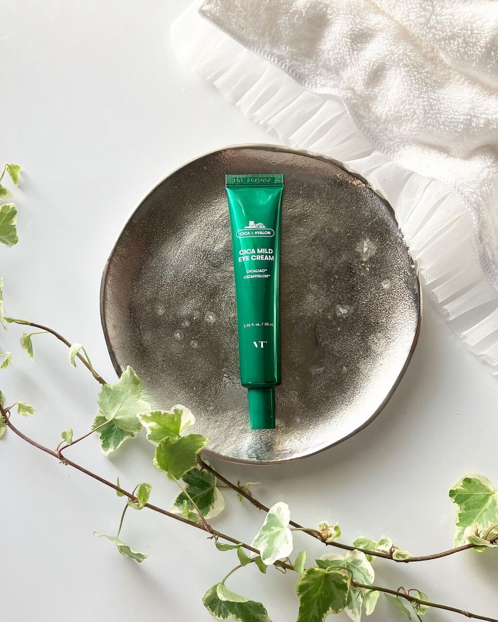 CICA マイルドアイクリーム/VT/アイケア・アイクリームを使ったクチコミ(3枚目)