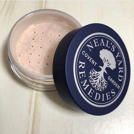 ミネラルファンデーション/ニールズヤード レメディーズ/パウダーファンデーションを使ったクチコミ(2枚目)