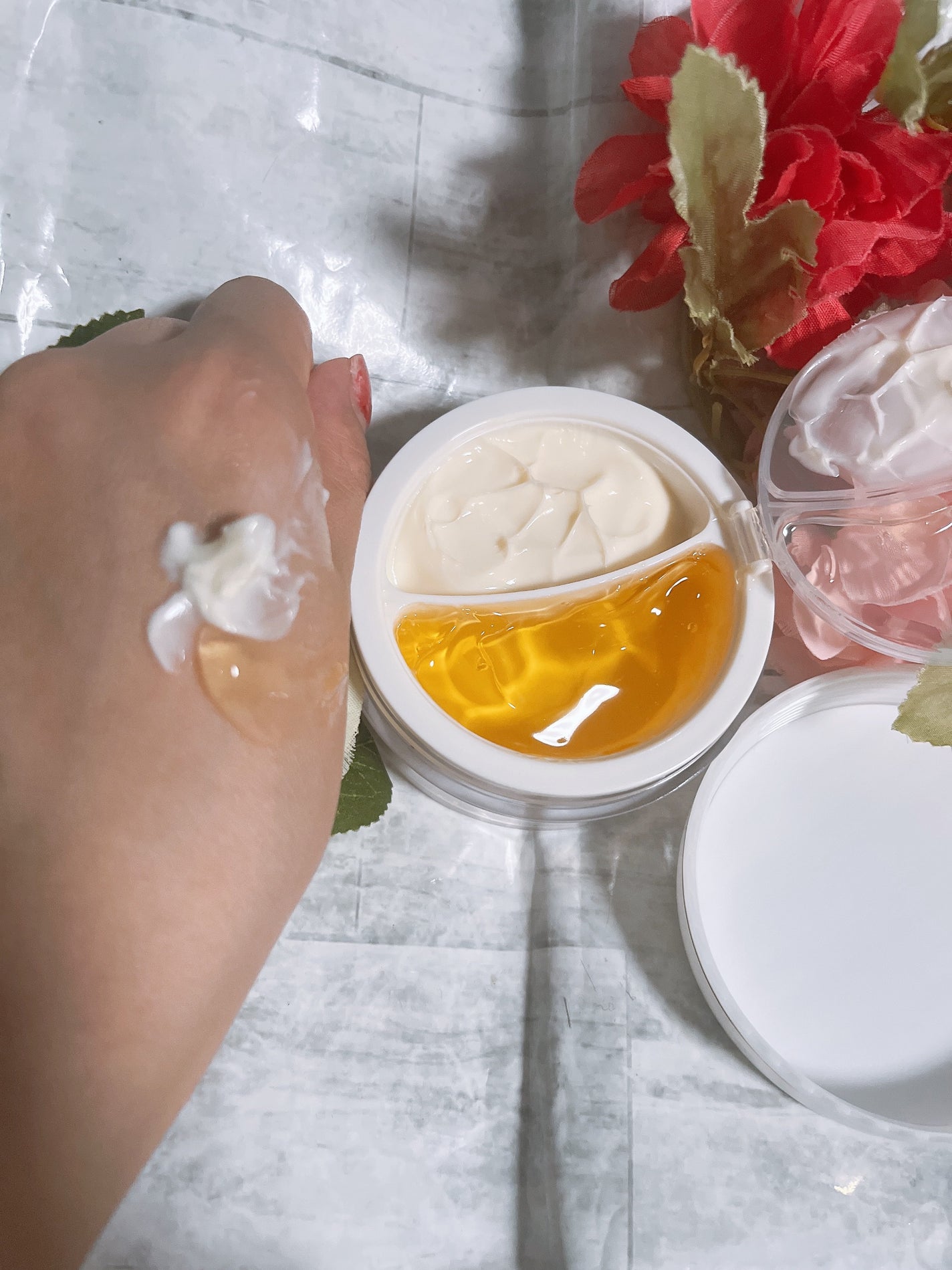 ホワイトトリュフダブルセラムアンドクリーム/ダルバ/フェイスクリームを使ったクチコミ(2枚目)