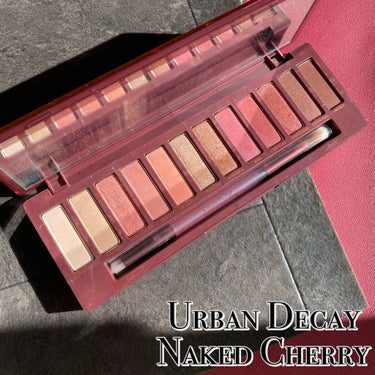 アーバンディケイ NAKED cherryのクチコミ「

URBAN DECAY / NAKED cherry

赤み好きにはたまらないパレットじゃ.....」（1枚目）