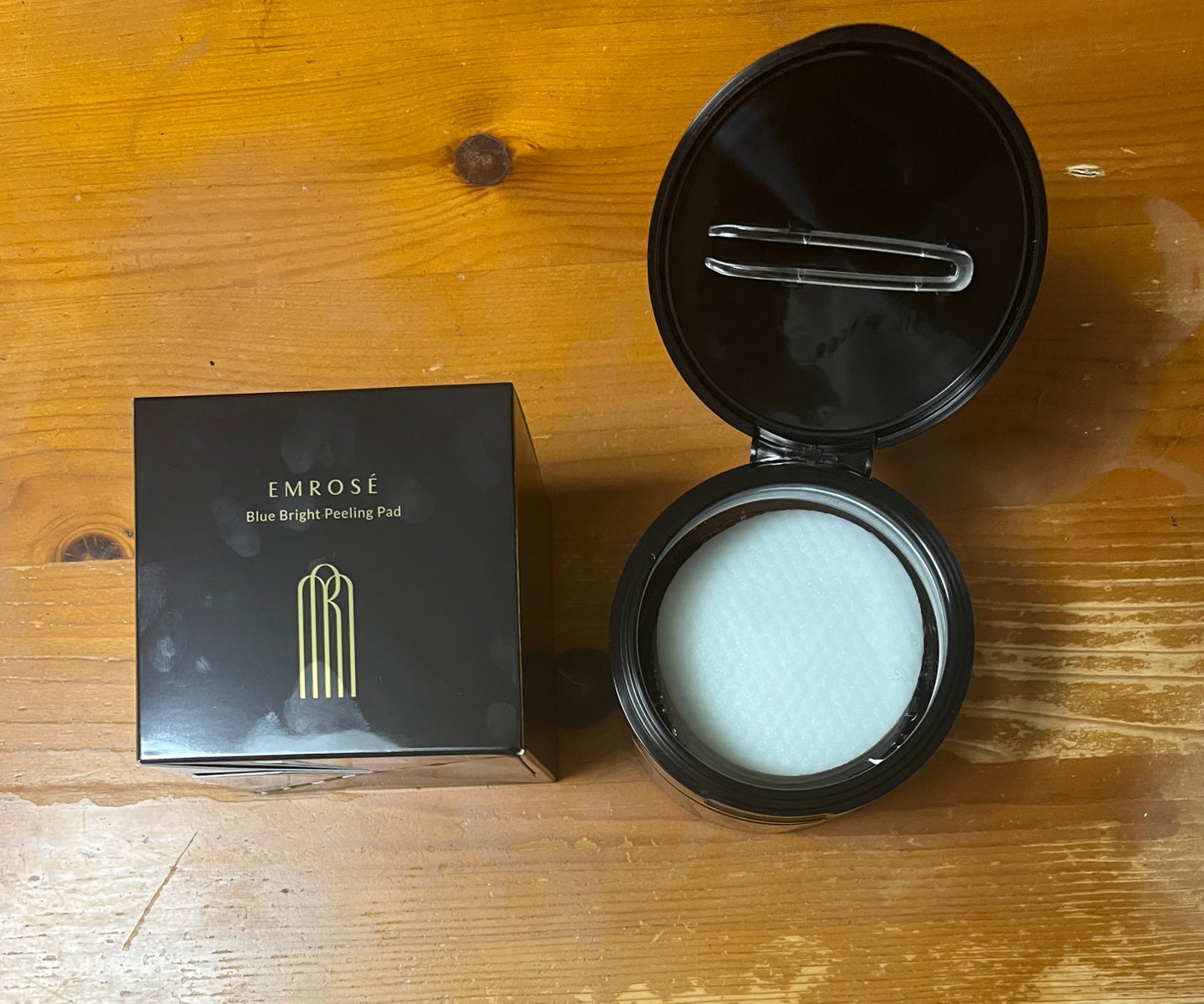 ブルーブライトピーリングパッド/EMROSÉ/トナーパッドを使ったクチコミ(2枚目)