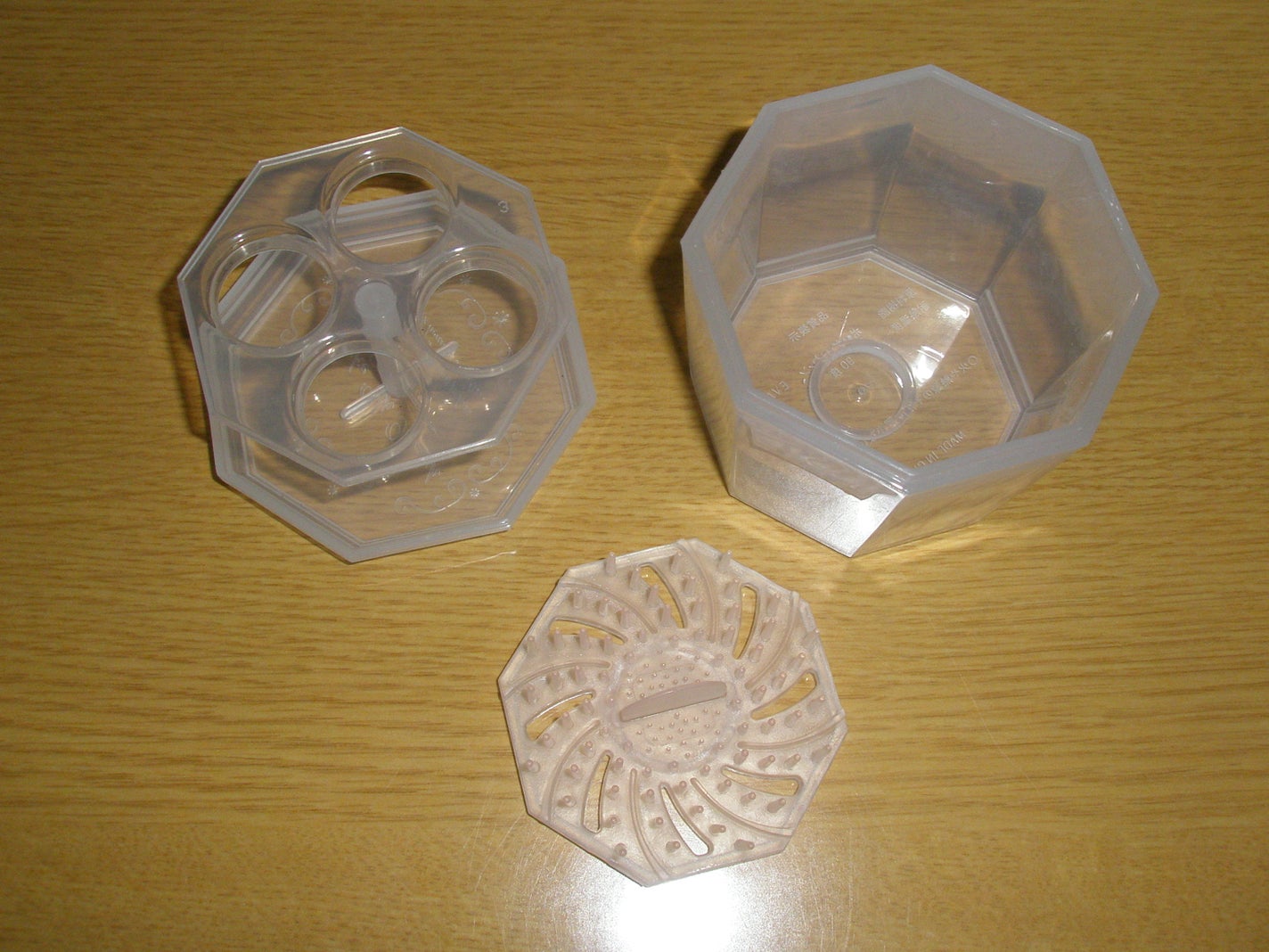 メイクブラシクリーナー/DAISO/その他化粧小物を使ったクチコミ(4枚目)