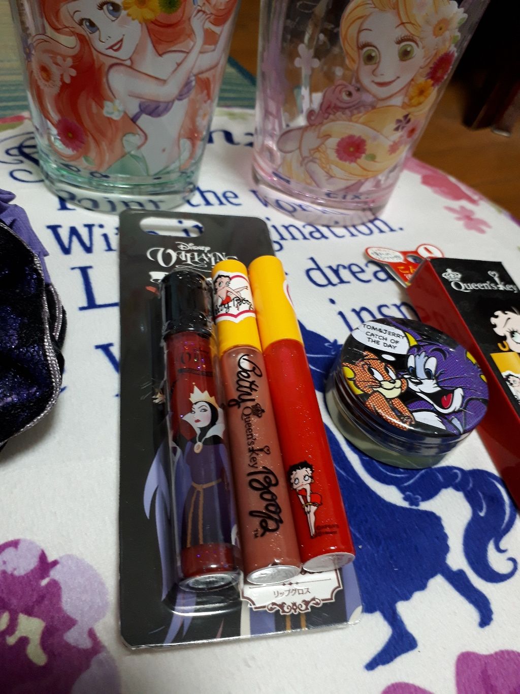 クリスタルグロス/Queen's Key(クイーンズキー)/リップグロスを使ったクチコミ(2枚目)