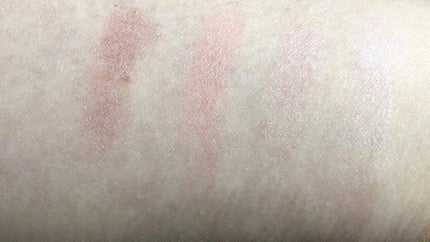 シルキースフレアイズ/キャンメイク/アイシャドウパレットを使ったクチコミ(3枚目)