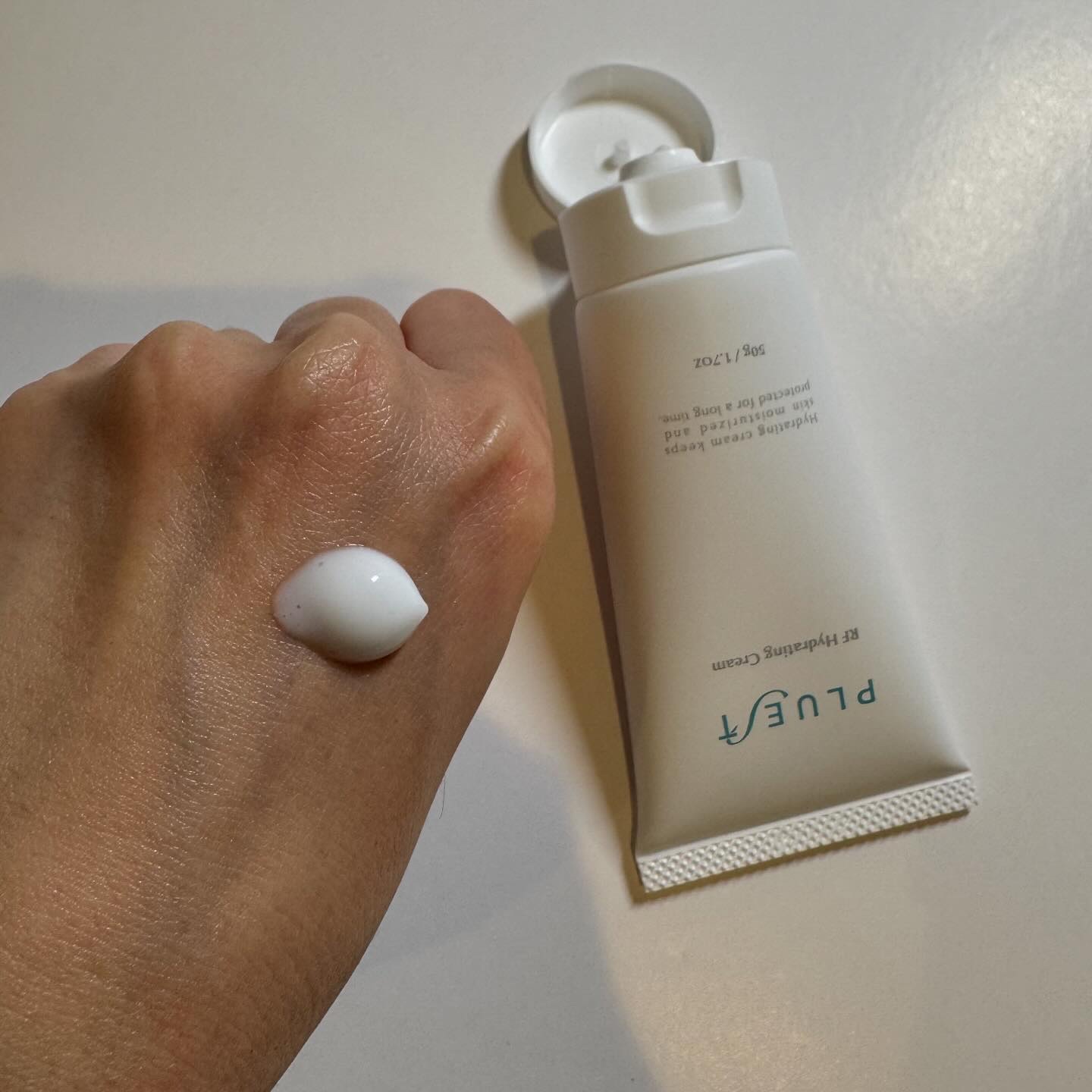 RF ハイドレーティングクリーム/PLUEST/フェイスクリームを使ったクチコミ（3枚目）