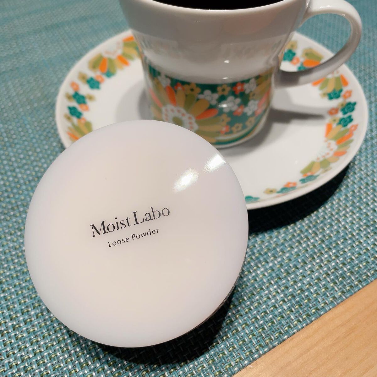 ルースパウダー<テカリ防止タイプ>/Moist Labo/ルースパウダーを使ったクチコミ(4枚目)