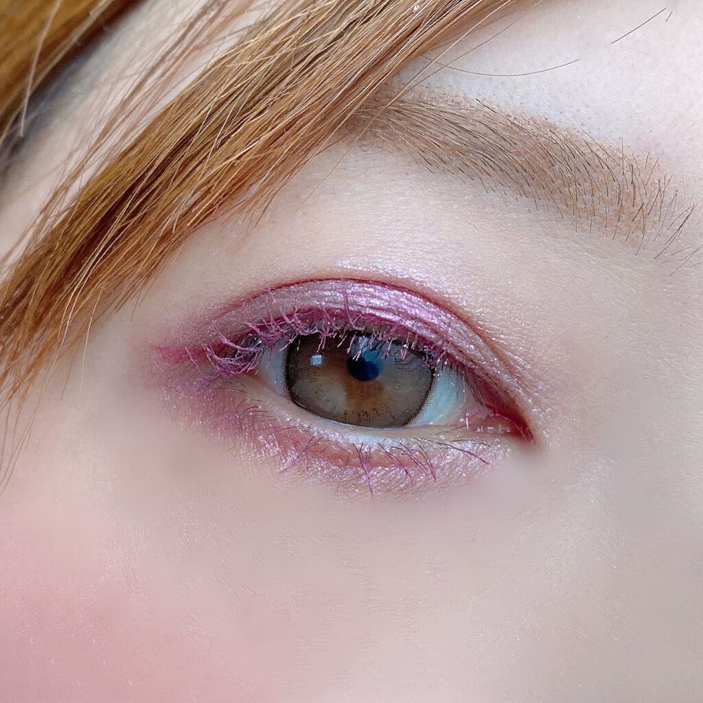 ホリデー アディクション “イリディセント ユーフォリア”/ADDICTION/メイクアップキットを使ったクチコミ(2枚目)