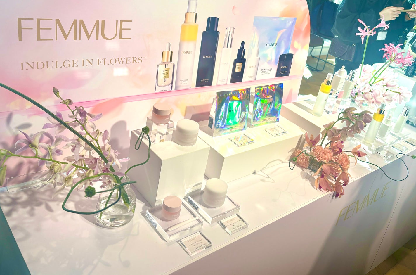 ðš on LIPS ã幞ãéããŸããïŒLIPSæ§ãæ¬åœã«ããããšãããããŸããâªâªâ€..ãïŒ6æç®ïŒ