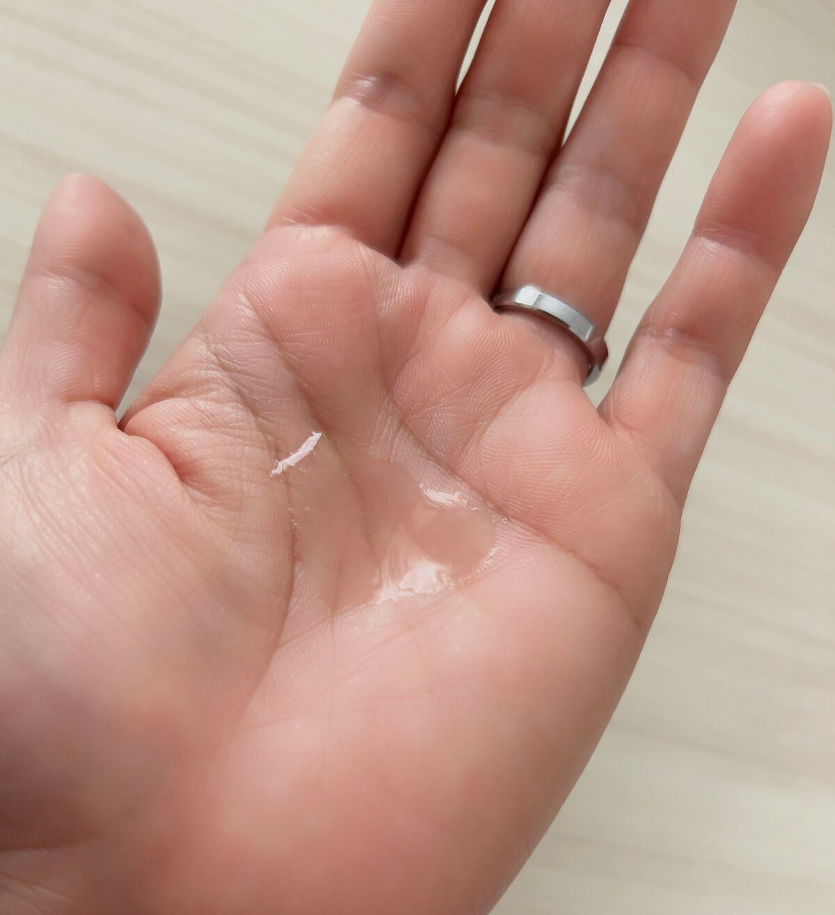 アネツプレミアムヘアエッセンス/ANETSU/ヘアオイルを使ったクチコミ(4枚目)