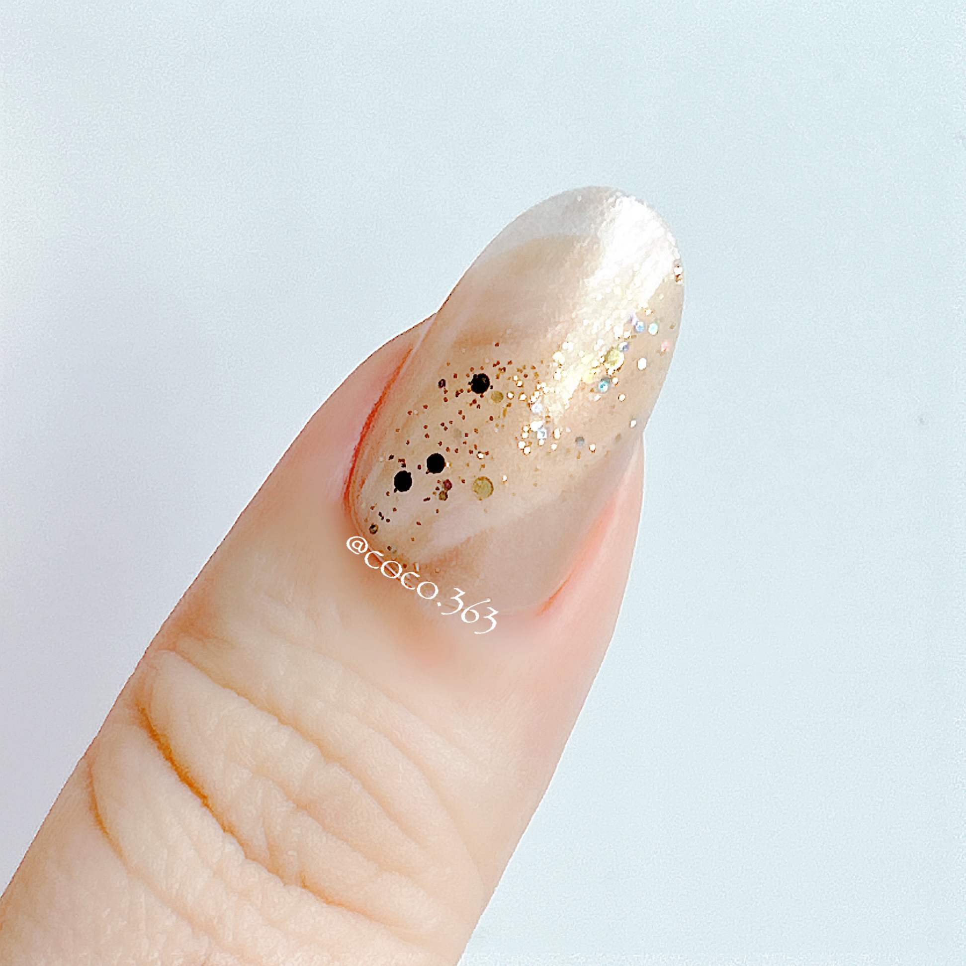 ネイル エナメル 004 ゴールド系ラメ/ちふれ/マニキュアを使ったクチコミ（3枚目）