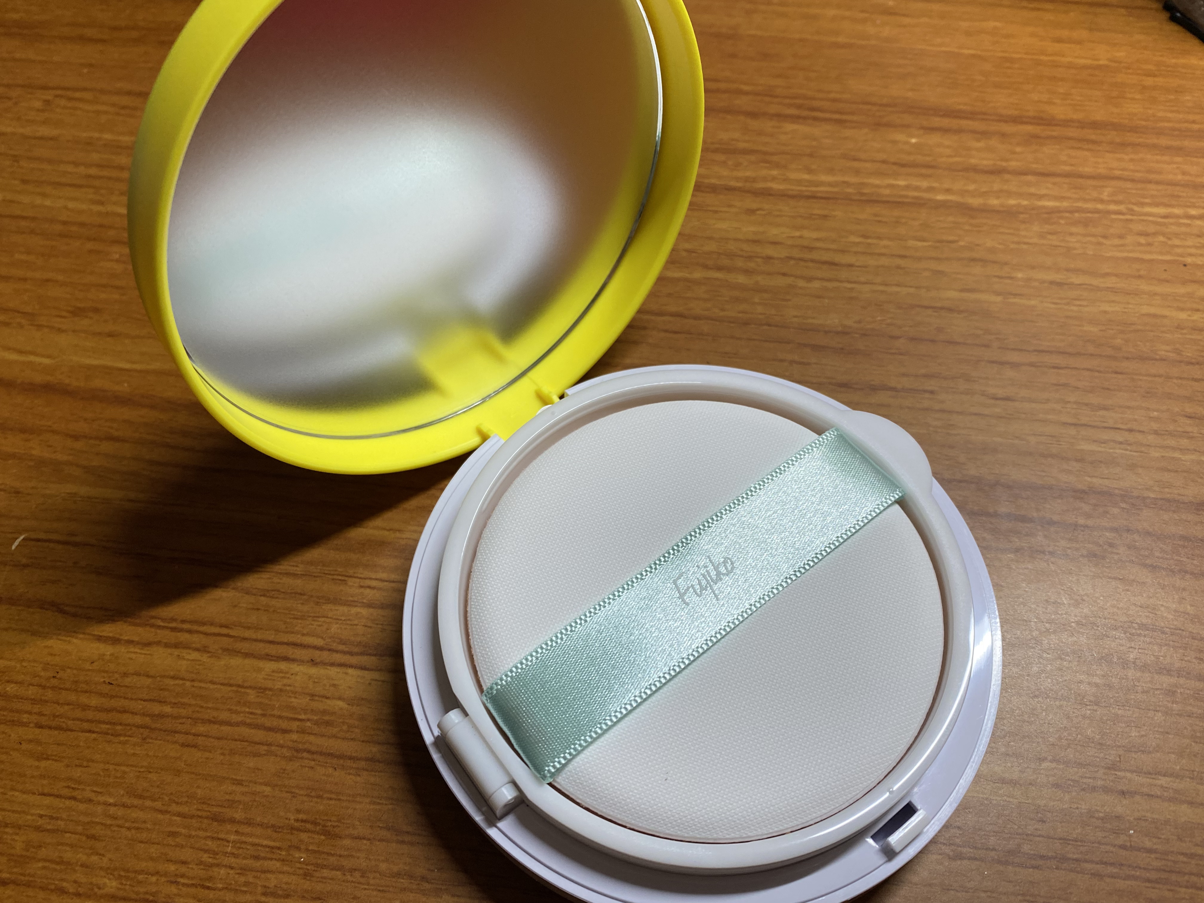 フジコあぶらとりウォーターパウダー/Fujiko/プレストパウダーを使ったクチコミ（2枚目）