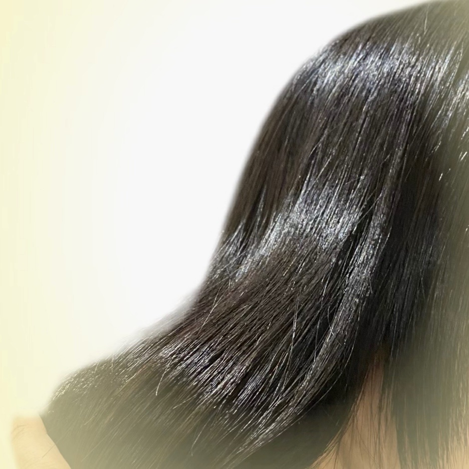 カームナイトリペアヘアオイル/YOLU/ヘアオイルを使ったクチコミ（2枚目）