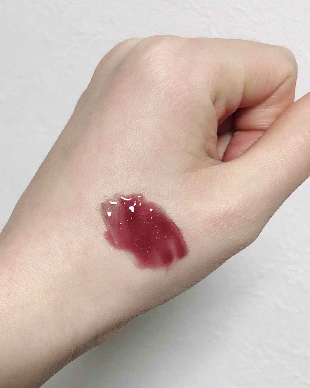 スパークリングツイストルージュ/MAJOLICA MAJORCA/リップグロスを使ったクチコミ（2枚目）