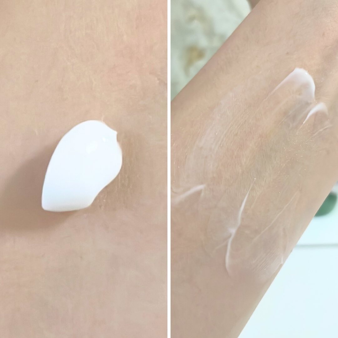 パフューマリー ハンド＆ネイルクリーム デューイアルテミシア 50ml/カミール/ハンドクリームを使ったクチコミ（3枚目）