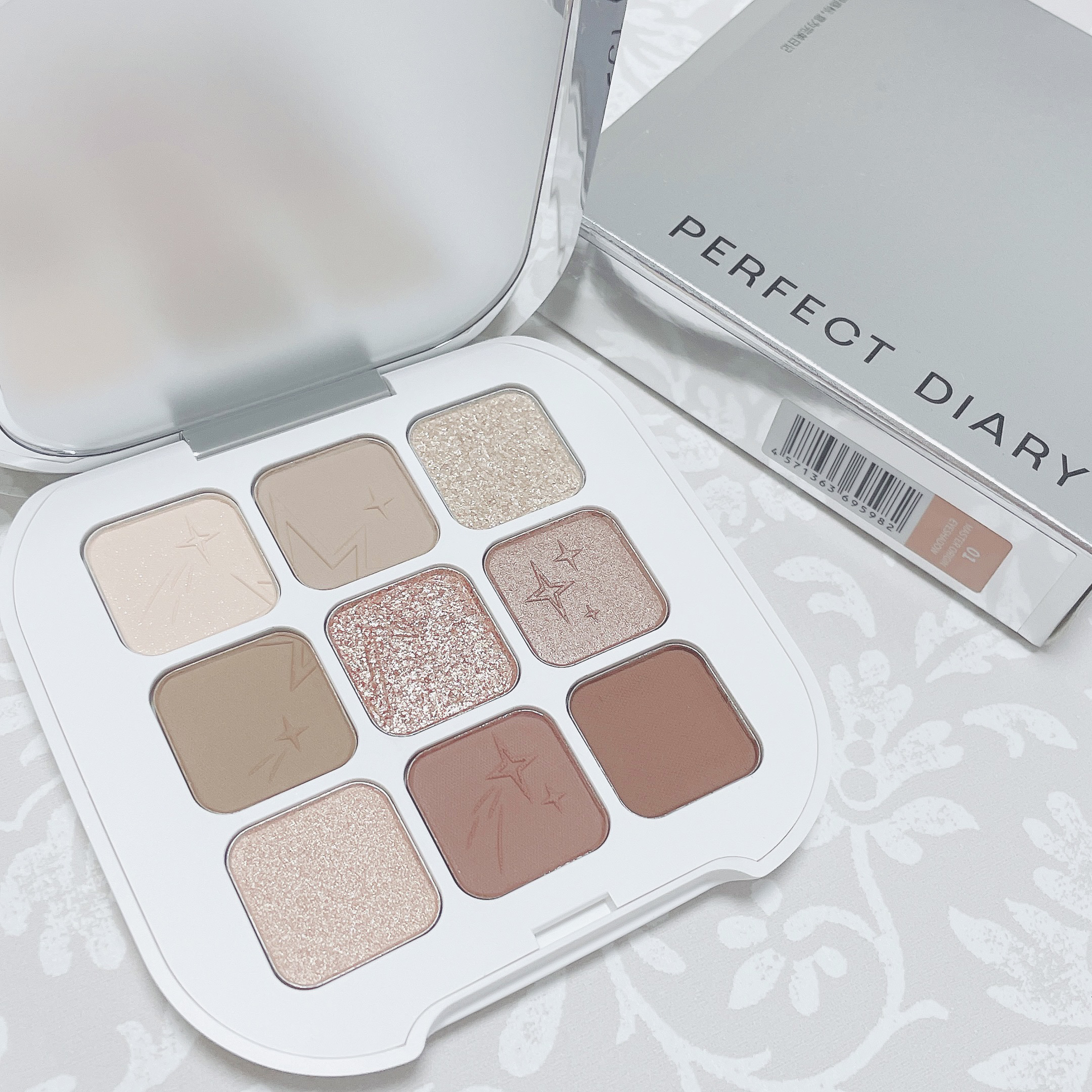 PERFECT DIARY (パーフェクトダイアリー)「原石」9色アイシャドウ　クリスマス限定/PERFECT DIARY/アイシャドウパレットを使ったクチコミ（1枚目）