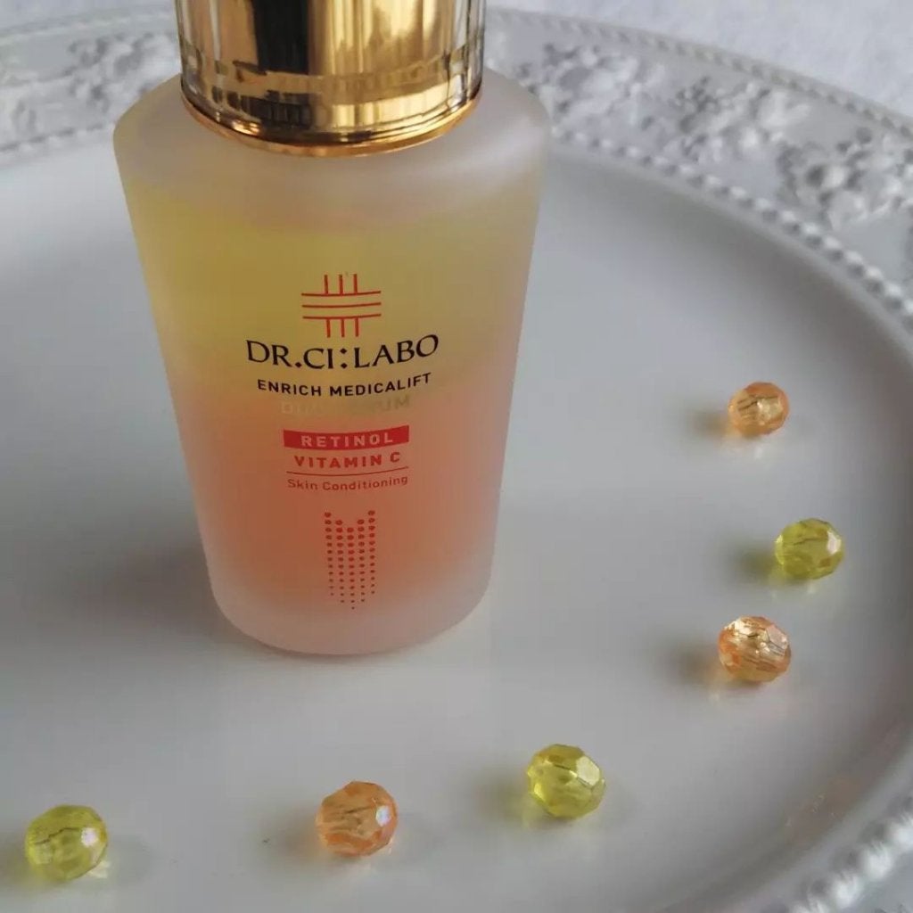 pikori on LIPS 「新しく使い始めた、夜用の美容液2層式で使う度に2秒シャカシャカ..」(2枚目)