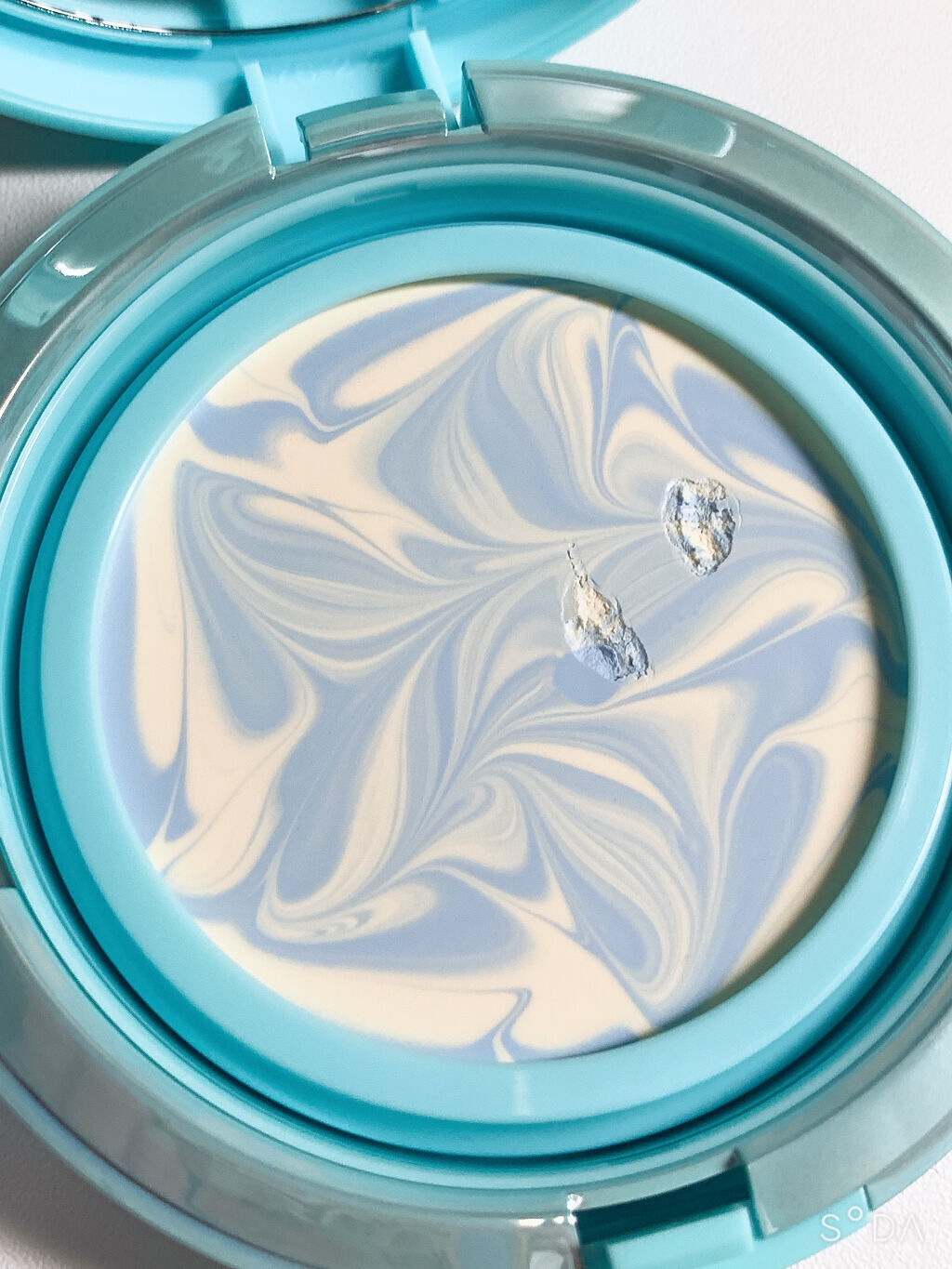 ジューシーパン スキンケアプライマー/A’pieu/化粧下地を使ったクチコミ（2枚目）