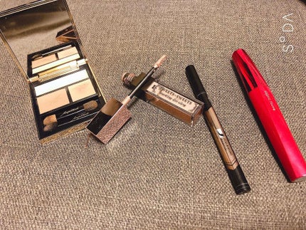 スパークリングアイグロス 10 テラコッタオレンジ/スウィーツ スウィーツ/リキッドアイシャドウを使ったクチコミ(1枚目)