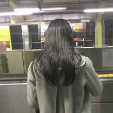 💌ヘアケア💌

写真◉ぼかしてますが、フィルターなしのiPhone外カメラです。

🌅駅構内にて撮影

お出かけから帰るときの電車待ち時間の時の写真です。
…つまり1日経ってもサラサラしていました😍✨
