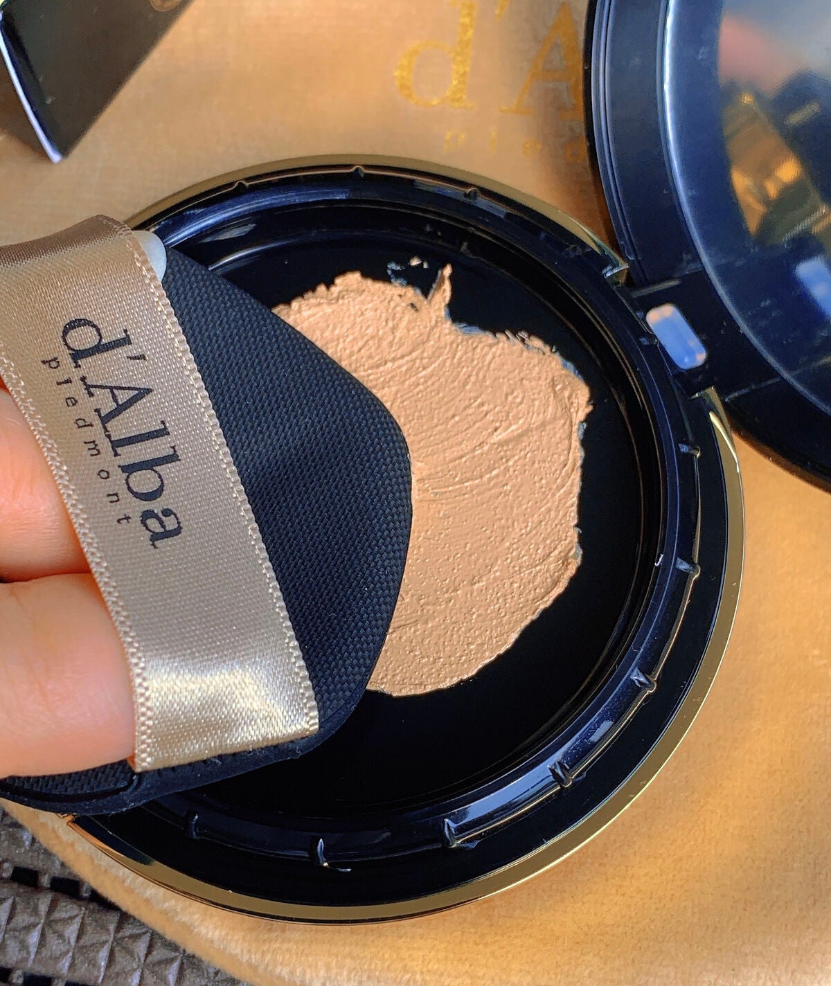 スキンフィットグラインディングセラムカバーパクト/ダルバ/その他ファンデーションを使ったクチコミ(6枚目)