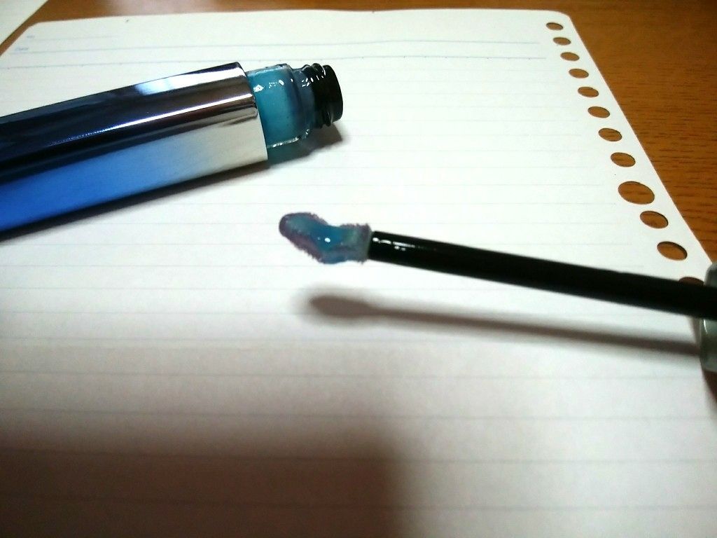 ユイルカレス/ロレアル パリ/リップグロスを使ったクチコミ(2枚目)