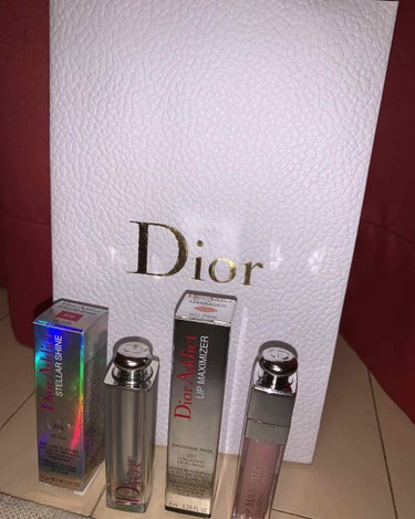 



________購入品メモ✍



・Dior アディクトリップマキシマイザー 001ピンク
・Dior アディクトステラーシャイン 976






我、念願のDiorデビュー👏🎉




