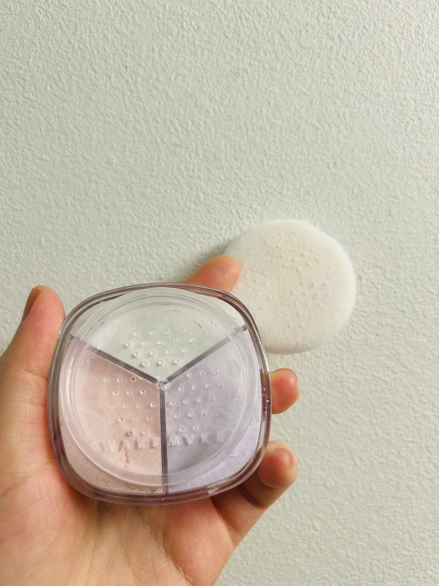 ステイフィクサーマルチカラーパウダー/wakemake/ルースパウダーを使ったクチコミ(2枚目)