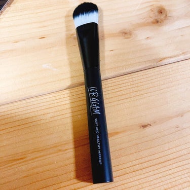 UR GLAM　FACE BRUSH/U R GLAM/メイクブラシを使ったクチコミ（2枚目）