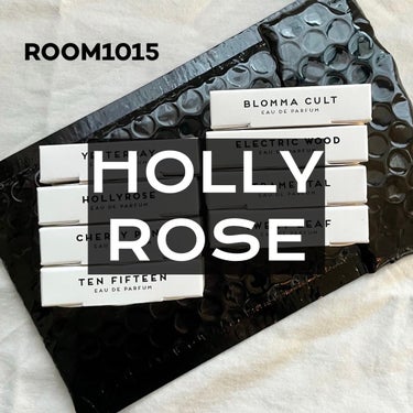 
Room 1015 | オードパルファム

HOLLYROSE ハリローズ

上品でクラシカル、リアルなバラの香り
柔らかくしっとりした繊細な花

石鹸見たいな清潔感のある花で、そこに爽やかなスパイス